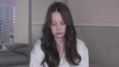 Snapshot of chillgirlll chatting on 05.19.26 Nicole online show from 05.19.26