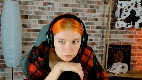 Bella online show from 09.18.25