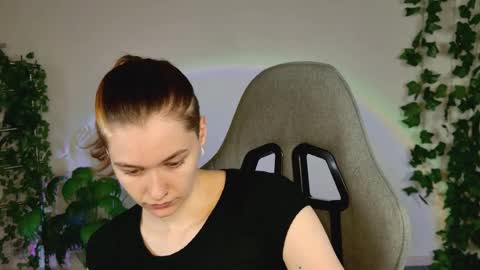 Bella online show from 04.18.26