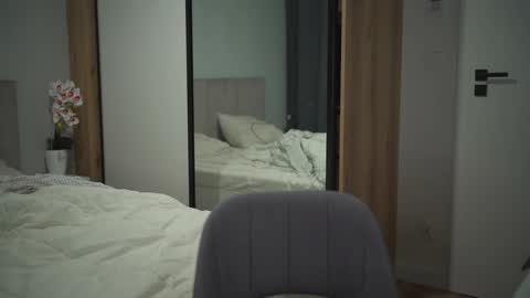 chillwithstacy online show from 10.14.25