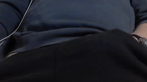 Snapshot of chilly_man chatting on 01.10.25 Pekar online show from 01.10.25