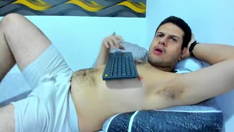 Chilly Willyx online show from 04.16.26