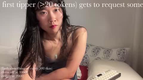 Snapshot of chiloschista chatting on 02.24.25 judith online show from 02.24.25