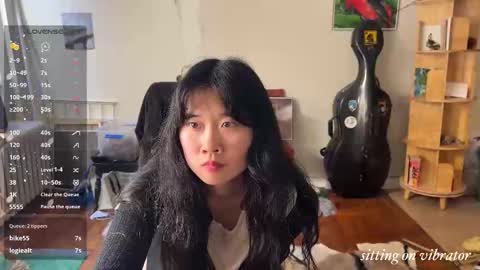 Snapshot of chiloschista chatting on 11.17.25 judith online show from 11.17.25