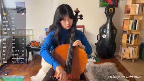 Snapshot of chiloschista chatting on 11.24.25 judith online show from 11.24.25