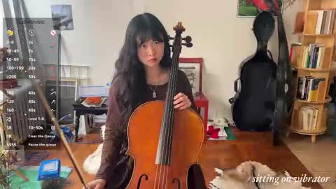 Snapshot of chiloschista chatting on 12.04.25 judith online show from 12.04.25