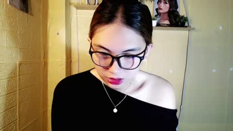 Snapshot of chinitaluxe chatting on 07.09.26 Chinita online show from 07.09.26