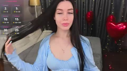 Chloe online show from 02.13.26