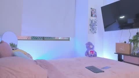 CHLOE online show from 02.22.26