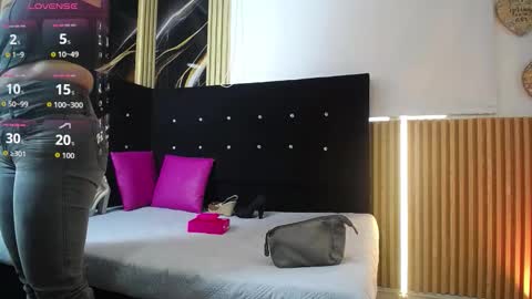 Snapshot of chloe__jones_ chatting on 02.23.26 Chloe online show from 02.23.26