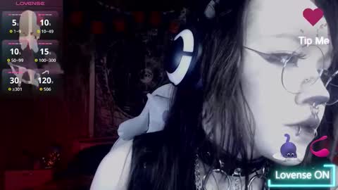 chloe_crystall_killer online show from 10.20.25