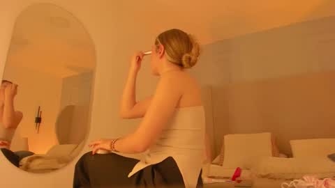 Chloe online show from 03.21.26