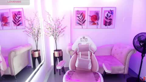 Chloe  online show from 05.20.26