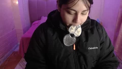 Snapshot of chloe_smith5 chatting on 10.14.25 chloe_smith5 online show from 10.14.25