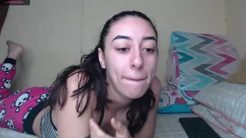 Chloe  online show from 01.04.25