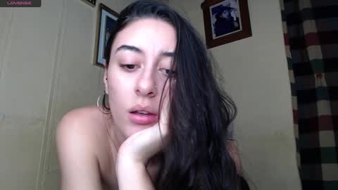 Chloe  online show from 02.11.25