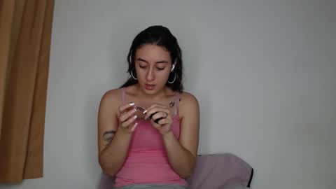 Chloe  online show from 09.26.25