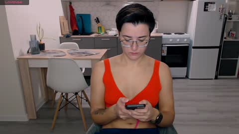 Eva and Sandra online show from 12.06.24