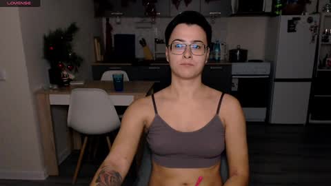 Eva and Sandra online show from 12.23.24