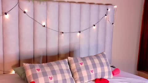 C H L O E  online show from 03.02.26