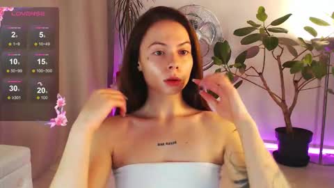 Chloe online show from 11.13.25