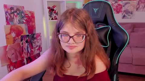 ChloeHalses online show from 03.31.26