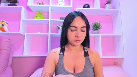 Chloe online show from 12.02.25