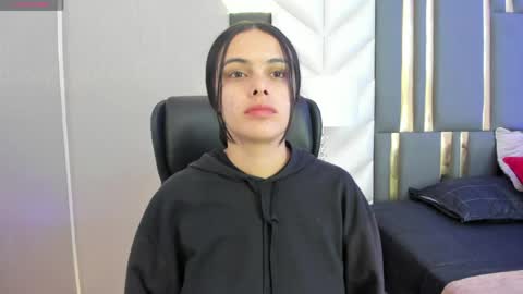  Chloe Harper  online show from 04.08.26