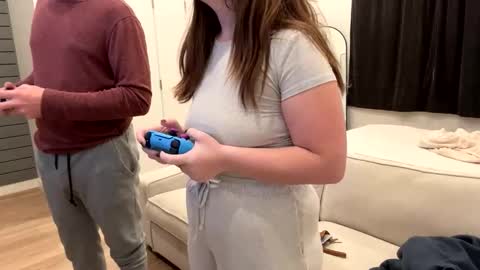 chloejaxxx online show from 10.28.25