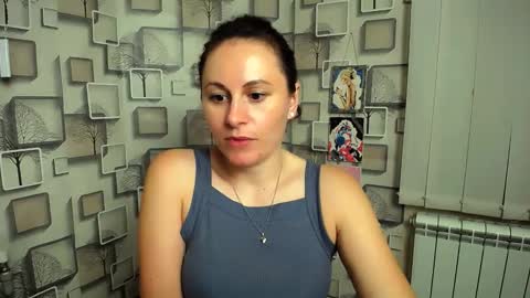 Chloe online show from 10.08.25