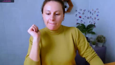 Chloe online show from 10.14.25