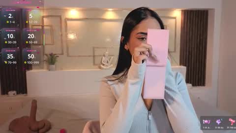 Chloe Moon online show from 11.08.25