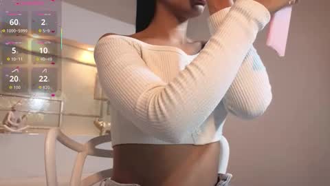 Chloe Moon online show from 11.10.25