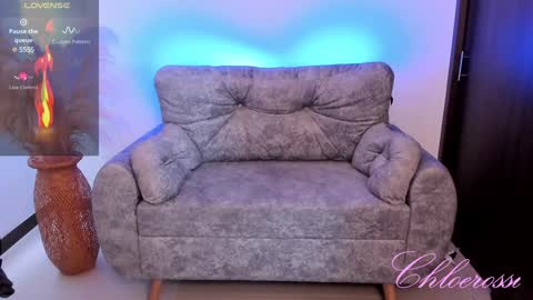 Snapshot of chloerossi chatting on 02.07.25 Laura online show from 02.07.25