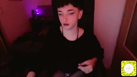 Snapshot of chloevenommm chatting on 01.18.26 chloevenommm online show from 01.18.26