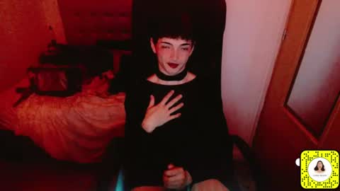 Snapshot of chloevenommm chatting on 07.14.26 chloevenommm online show from 07.14.26