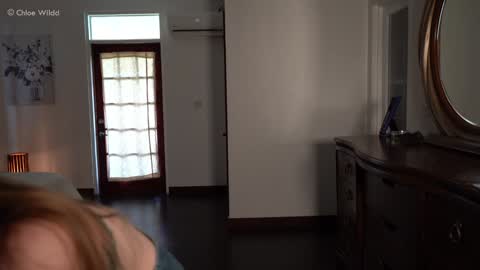 Chloe  online show from 02.21.26