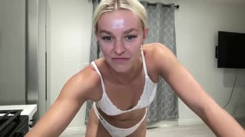 Chloe Babe online show from 05.20.26