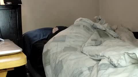 Snapshot of chocdude2877 chatting on 01.01.25 Choc online show from 01.01.25