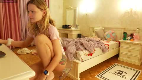 Masha online show from 10.12.25