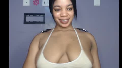 ESTHER online show from 02.19.25