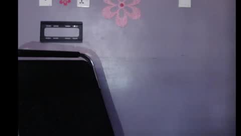 ESTHER online show from 02.27.25