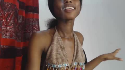 choco_petitqueen online show from 12.25.24