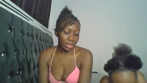 chocobear22 online show from 11.21.25