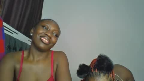 chocobear22 online show from 11.26.25