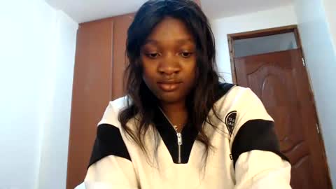 Snapshot of chocolate_desiree chatting on 06.23.26 Lofti online show from 06.23.26