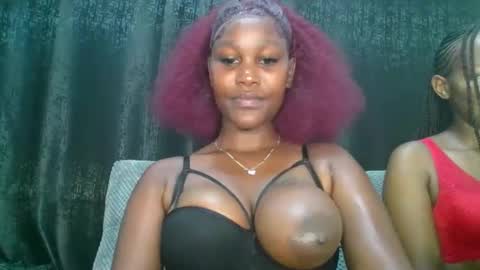 Snapshot of chocolate_divaa chatting on 05.29.26 chocolate_divaa online show from 05.29.26