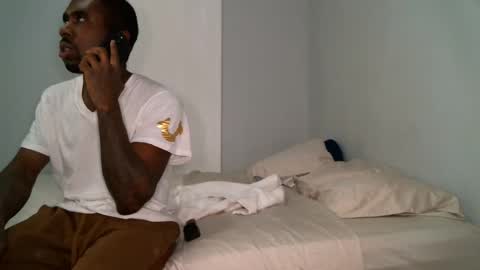 Snapshot of chocolatedolla chatting on 01.04.25 chocolatedolla online show from 01.04.25