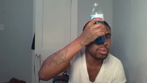 Snapshot of chocolatedolla chatting on 02.14.25 chocolatedolla online show from 02.14.25