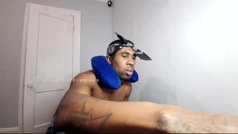 Snapshot of chocolatedolla chatting on 02.21.25 chocolatedolla online show from 02.21.25